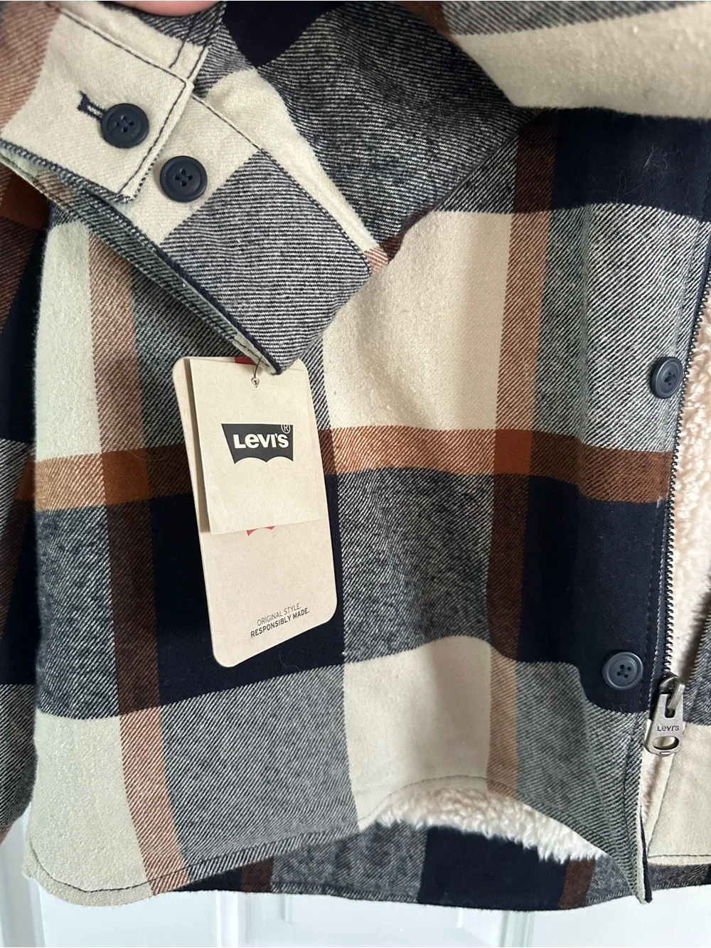 Levi's Plaid Sherpa-Lined Hooded Shirt Jacket - Black, Cream & Brown - Picture 4 of 5